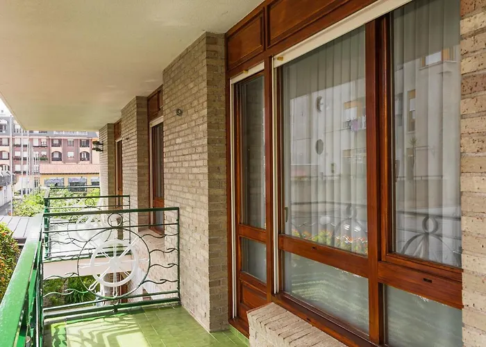 Villa Cecilia - Casa Marinera Con Piscina Y Jardin Colindres